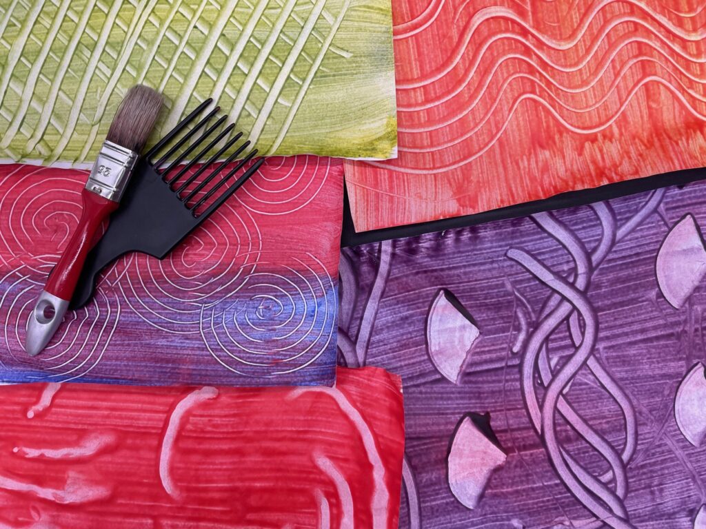 Farbenfrohes Geschenkpapier selbst gemacht